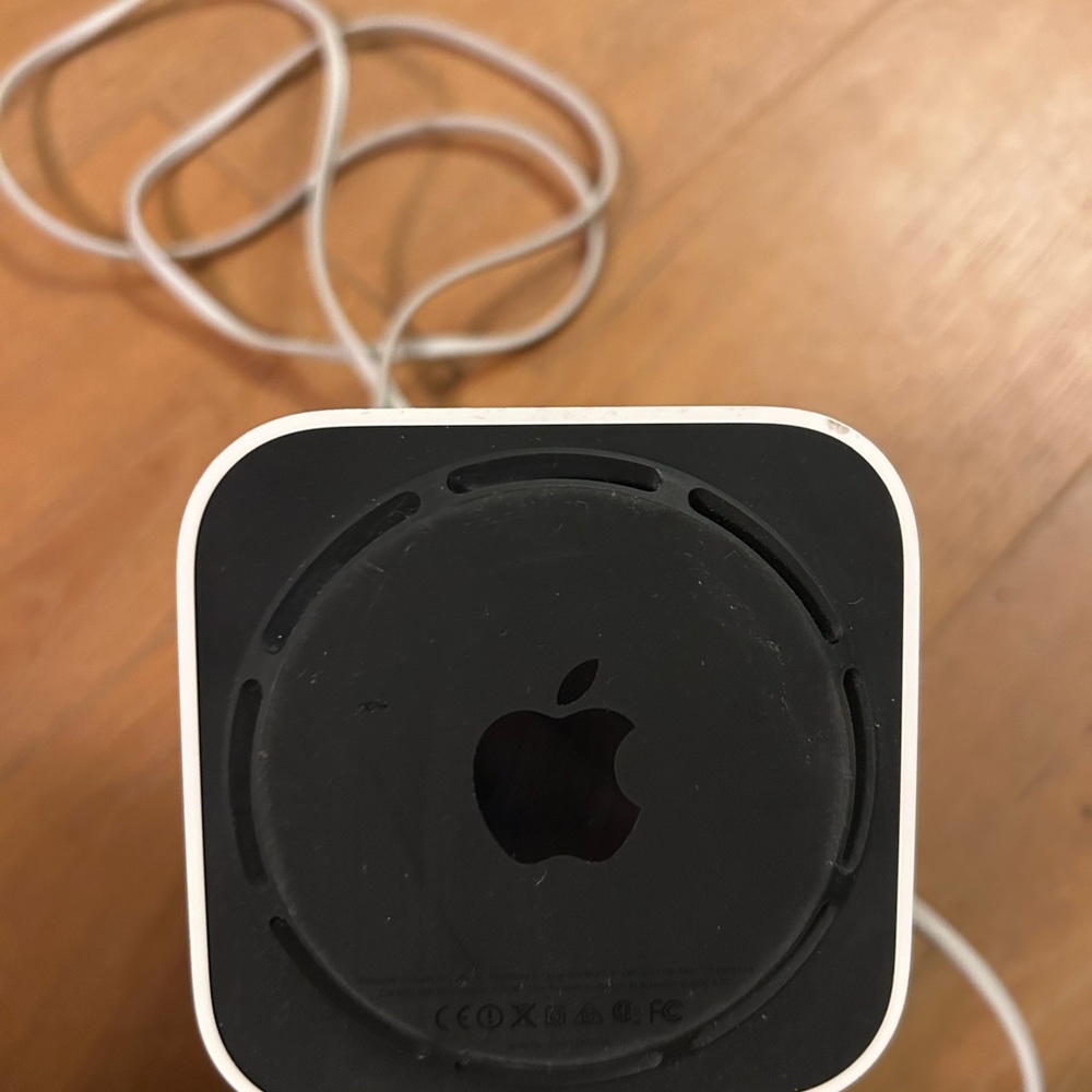 Apple AirPort - Picture 3 of 3